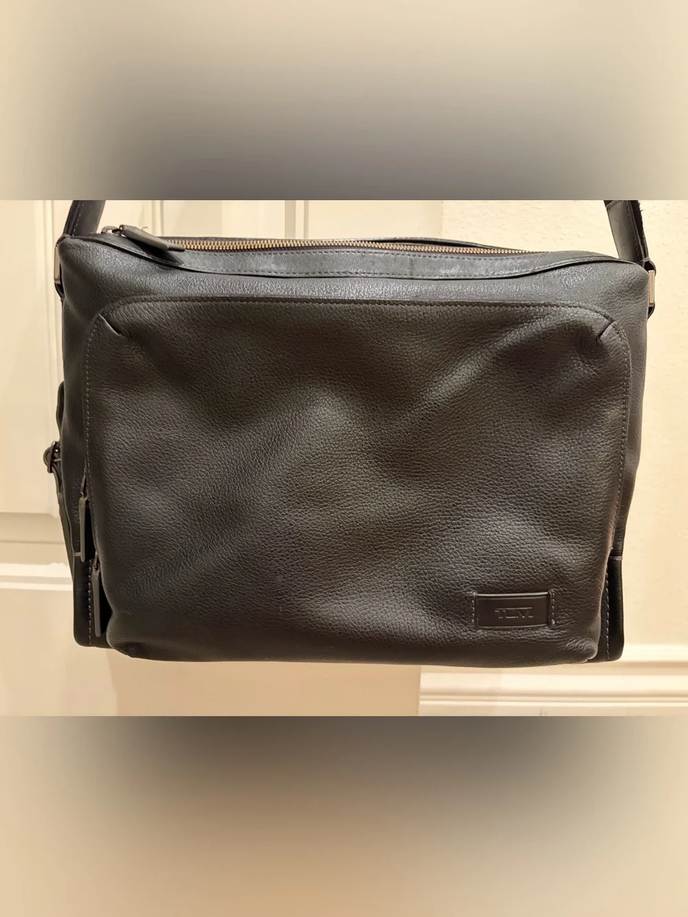 Tumi Black Leather Laptop Briefcase shoulder bag